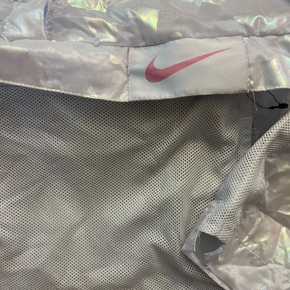 Nike Packable Windbreaker Pullover NWT Youth